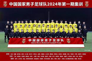 世预赛中韩之战今晚打响，赛前李可社媒晒个人海报预热比赛